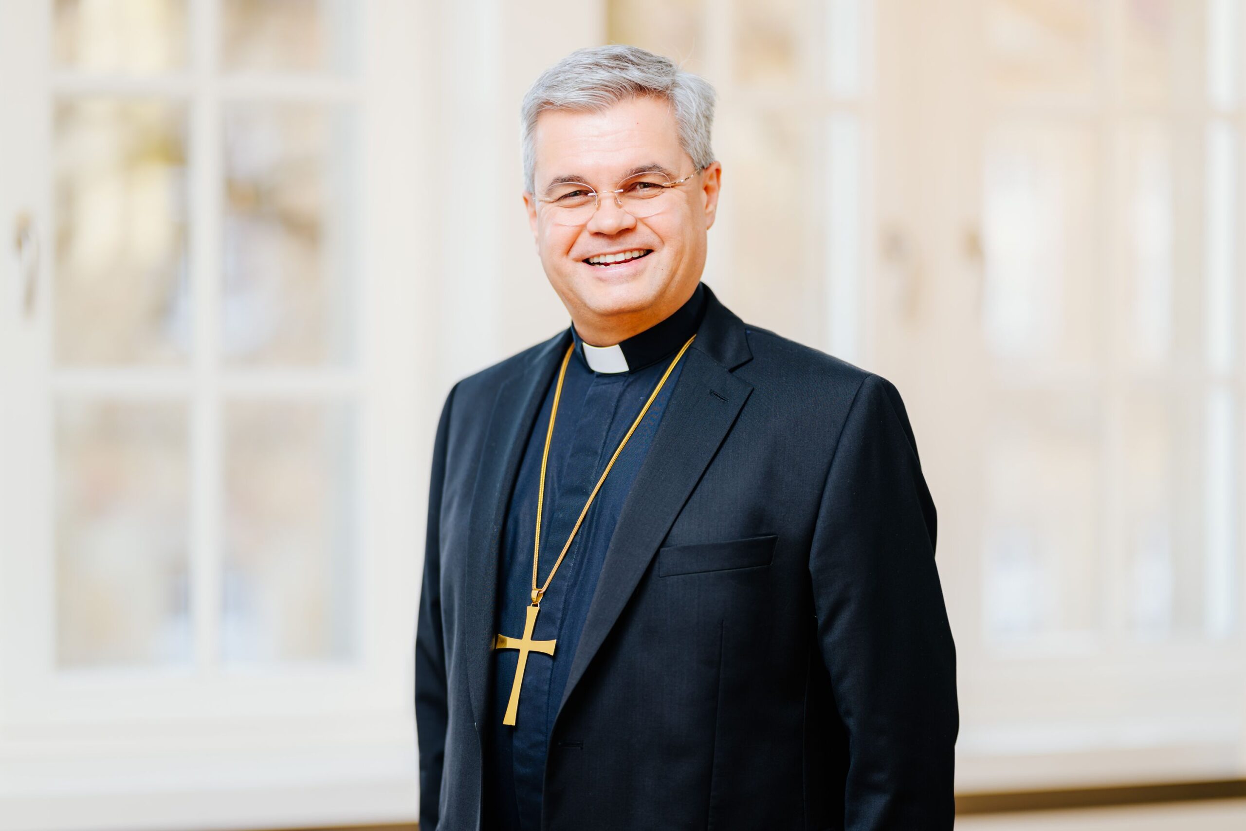 Offizielle Bilder von Erzbischof Dr. Udo Markus Bentz