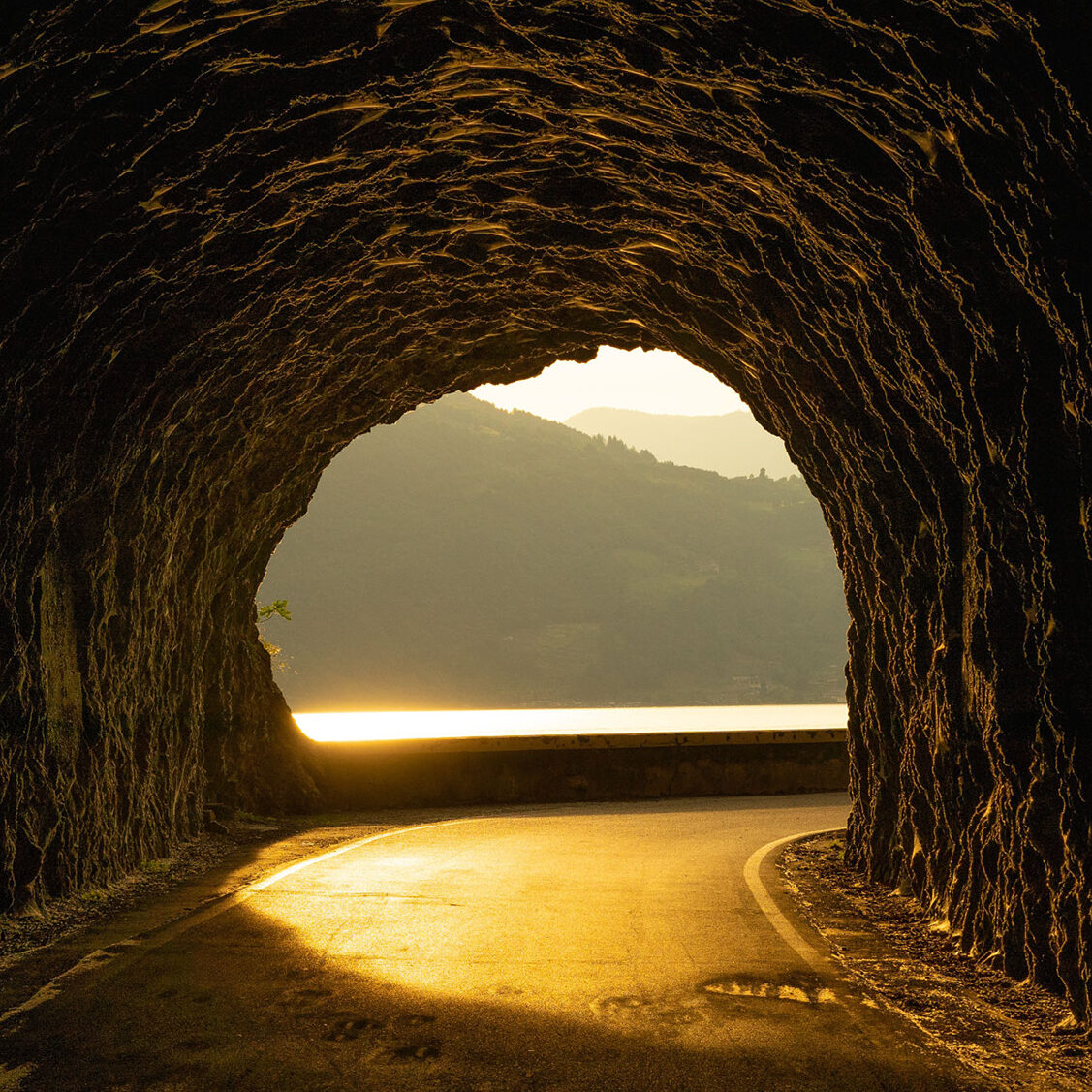 2025-05-12-Fortbildung-Beauftragte-Laien-Begraebnisdienst-Titelbild-aspect-ratio-1-1